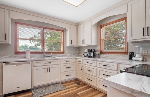 Arley Casa | Butler Branch Point: 4 BR, 2.5 BA House in Arley, Sleeps 12