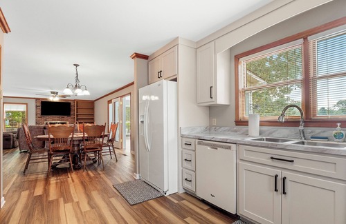 Arley Casa | Butler Branch Point: 4 BR, 2.5 BA House in Arley, Sleeps 12