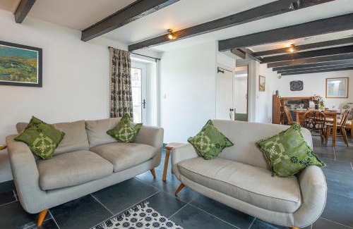 Roch Casa | Bwthyn Beatties