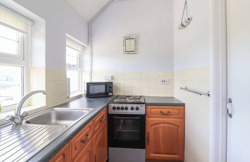 Tywyn Cabaña | Bwthyn y Gwas