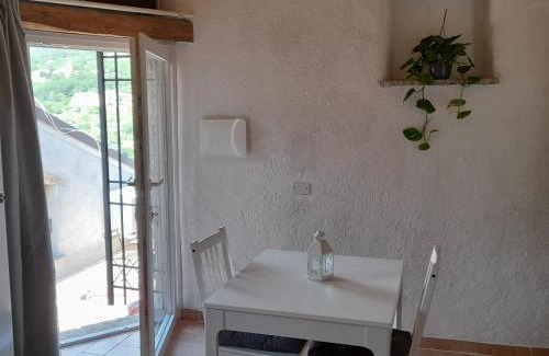 Boragni Apartamento | Cà di Pippo "Riccio" appartamento Loc Boragni Orco Feglino