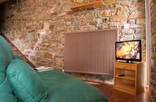 Barre-des-Cevennes Complejo | Cévenol gîte for 6/8 people with swimming pool at Barre des Cévennes in Lozère