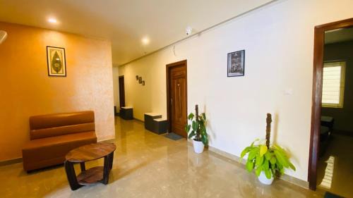 BTM 2nd Stage Hotel | C Suites - Adelaide