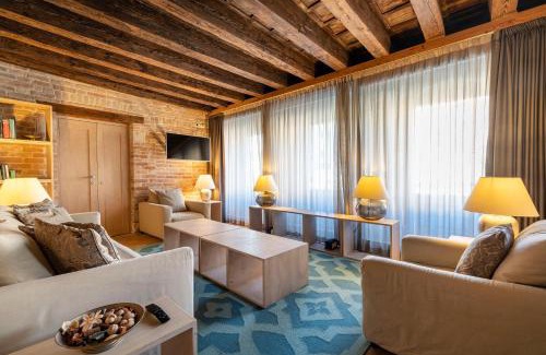 Santa Croce Villa | Ca' del Fontego - Luxury Grand Canal