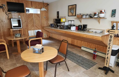 Thunder Bay Hotel | English River Inn