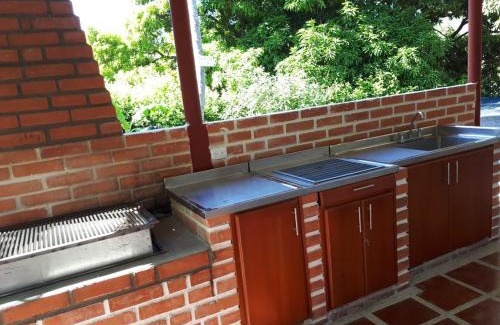 Santa Marta Chalet De Esquí | Cabaña Casa Blanca