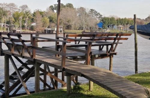 Partido de Tigre Chalet De Esquí | Cabaña Los Lirios