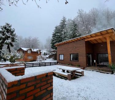 Pucon Chalet De Esquí | Cabaña Rústica - Sector Pichares