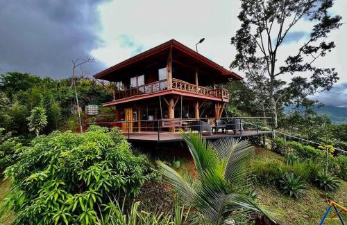 La Suiza Casa | Cabaña Vistas Paraíso