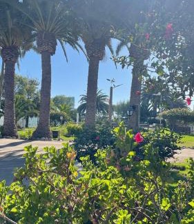 La Serena Hotel | Cabañas Villa Los Platanos