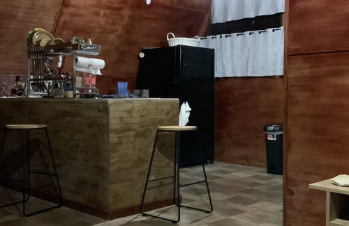 Lares Cabina | Cabaña 787 Scape from reality in a cozy cabin steps to a geological place.