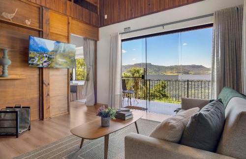 Nova Petropolis Casa | Cabana Blaue Hütte Vila Germânica by Achei