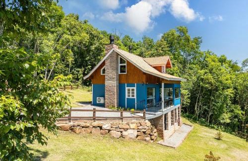 Nova Petropolis Casa | Cabana Blaue Hütte Vila Germânica by Achei