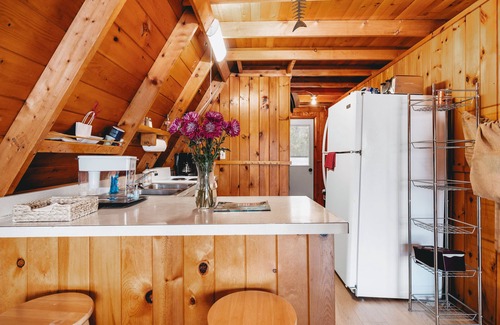 Williamsburg Casa | 🌺Cabana Shores 2BDR Beach Waterfront