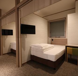 Shinsaibashi Hotel | Cabin & Capsule Hotel J-SHIP Osaka Namba
