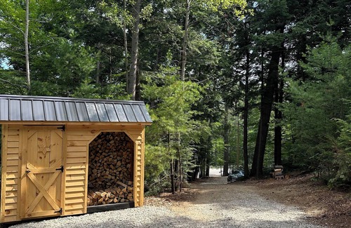 Chocorua Cabina | Cabin in the White Mountains in Tamworth - 2 bedrooms