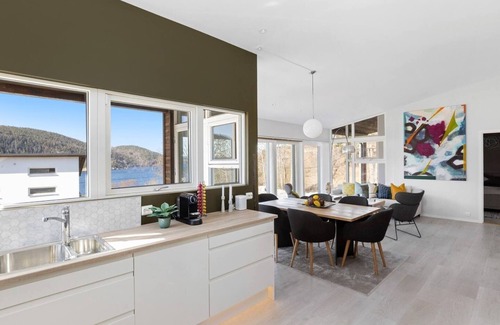 Frogn Cabaña | Cabin Oslofjord -sleeps14-seaview-familyfriendly