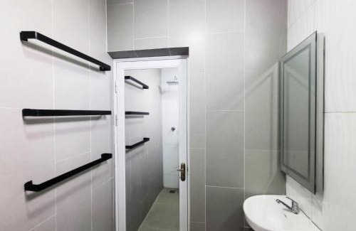 Blitar Hotel | Cabin15 - Syariah