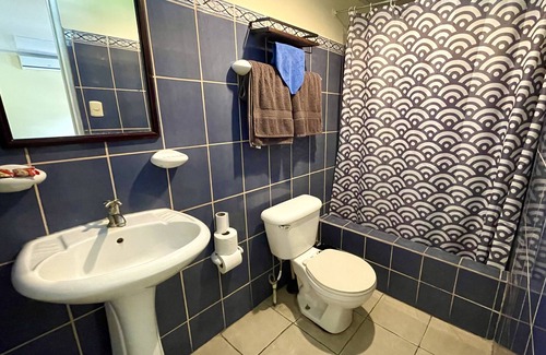 Playa Hermosa Hotel | Cabinas Brisa Del Mar