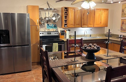 Cabuya Casa | Cabuya CR Hermosa playa frente con aire acondicionado central