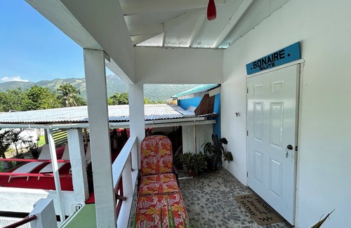 Ewarton Apartamento | Caldo Tours