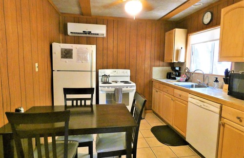 Sierra Vista Southeast Cabina | Calling all Birders & Nature lovers to Ramsey Canyon Cabins & Bird Sanctuary