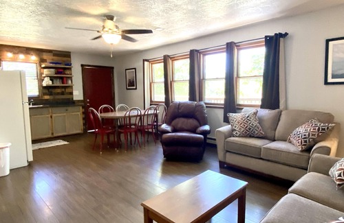 Indian Point Cabina | Calm Waters Cabin Resort