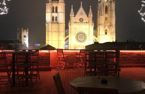 Centro histórico de León Hotel | Camarote Hotel