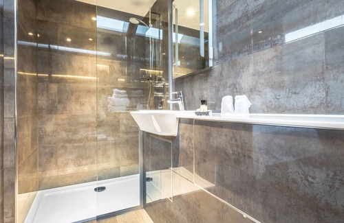 Haverstock Hotel | Camden Enterprise Hotel & Pub