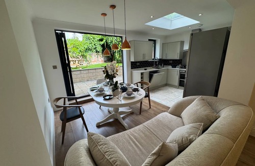 Cantelowes Apartamento | Camden Garden Level luxury apartment