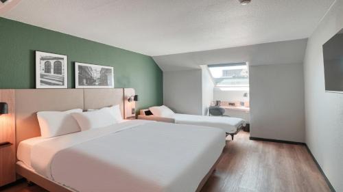 Dreux Hotel | Campanile NATURE - Dreux