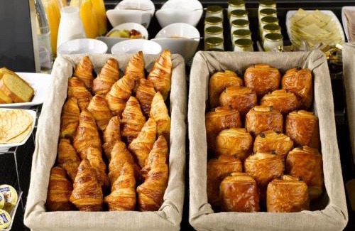 Saint-Jouan-des-Guerets Hotel | Campanile Saint-Malo ~ Saint-Jouan-Des-Guerets