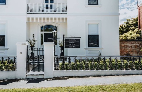 Castlemaine Casa | Historic Campbell House - 1882 - Capacidad 16 Cómodo