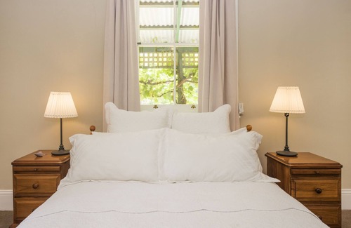 Camboon Otro | Camphill - Original 1860's Stone Homestead