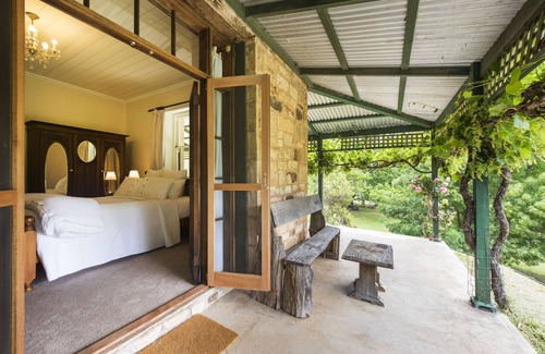 Camboon Otro | Camphill - Original 1860's Stone Homestead