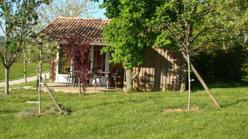 Saint-Pierre-Lafeuille Otro | CAMPING LES GRAVES