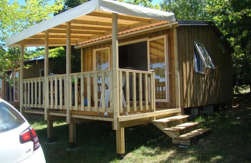 Saint-Pierre-Lafeuille Otro | CAMPING LES GRAVES - Cabane TITHOME