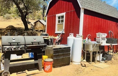 Squaw Valley Alquiler De RV | Camping near Sequoia Kings Canyon National Park #7