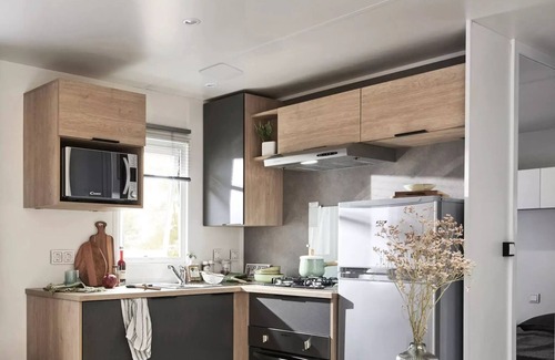 Saint-Maximin Casa | Campsite Le Pré des Moines * - CAPUCINE + mobile home 3 bedrooms 2 to 8 people - 2 people included in the price