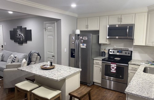 Starkville Condominio | ¡¡¡¡En el campus!!!! ¡Disfrutar!