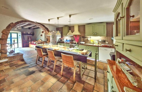 Breda Casa | Masia de camp Can Padró en Parc Natural del Montseny