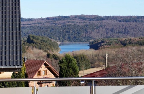 Langweiler Chalet De Esquí | Cabañas canadienses con vista al lago y al parque nacional / nuevo edificio!
