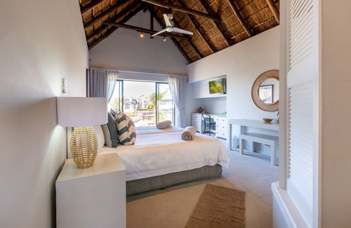 Saint Francis Bay Cama Y Desayuno | Canal Guest House