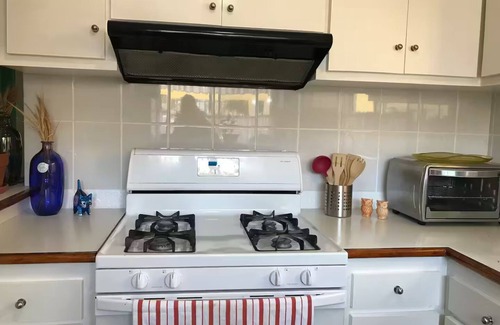 Colinas del Mar Casa | Canary house. 2BR/2BA Pets are welcome.