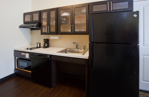 Bemidji Hotel | Candlewood Suites Bemidji - Paul Bunyan by IHG