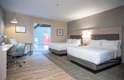 Zapopan Hotel | Candlewood Suites - Guadalajara Galerias by IHG