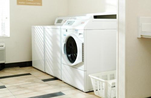 Lafayette Hotel | Candlewood Suites Lafayette by IHG