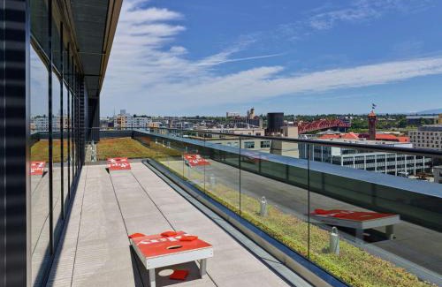 Pearl District Hotel | Canopy by Hilton Portland Pearl District