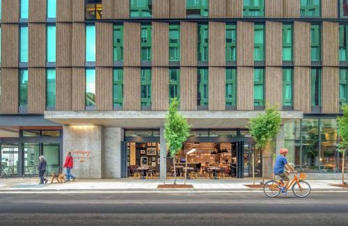 Pearl District Hotel | Canopy by Hilton Portland Pearl District