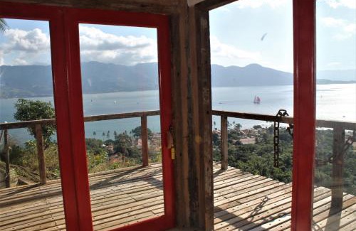 Ilhabela Historical Center Chalet De Esquí | CantaGalo Ilhabela - Onde o Galo Canta de tão linda a vista